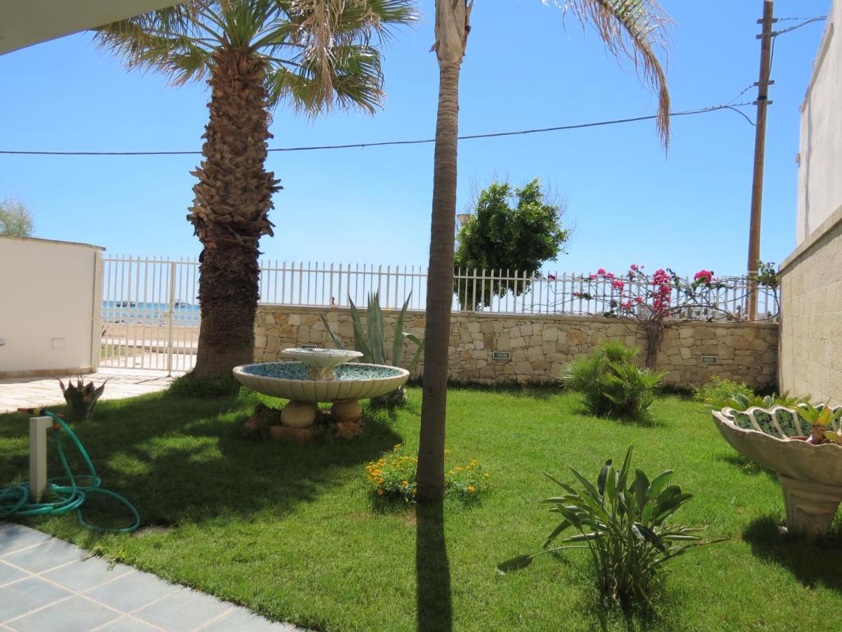 Salentoguests Villetta Sulla Spiaggia Porto Cesareo Kültér fotó