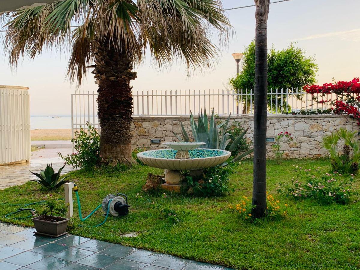 Salentoguests Villetta Sulla Spiaggia Porto Cesareo Kültér fotó