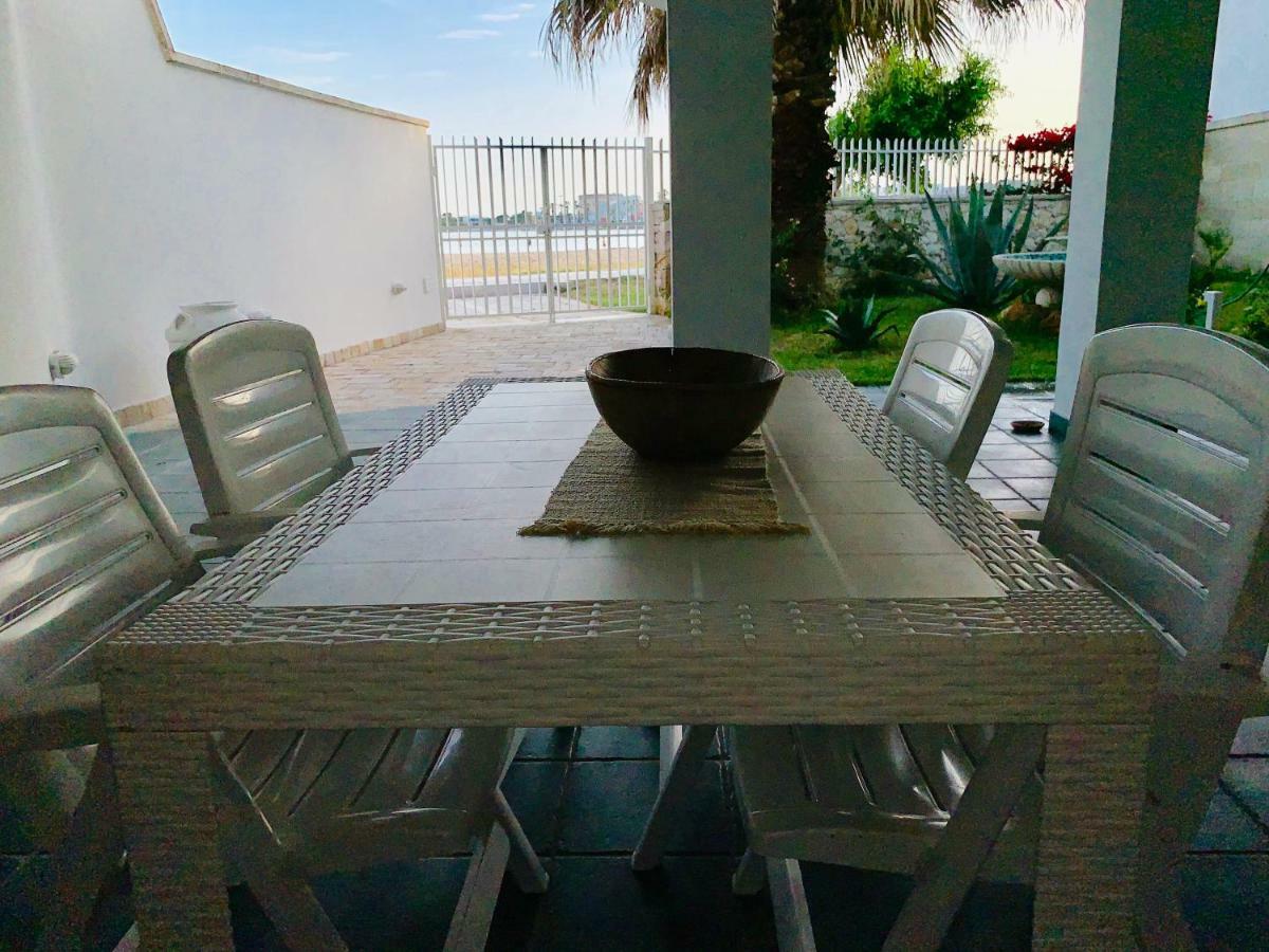 Salentoguests Villetta Sulla Spiaggia Porto Cesareo Kültér fotó