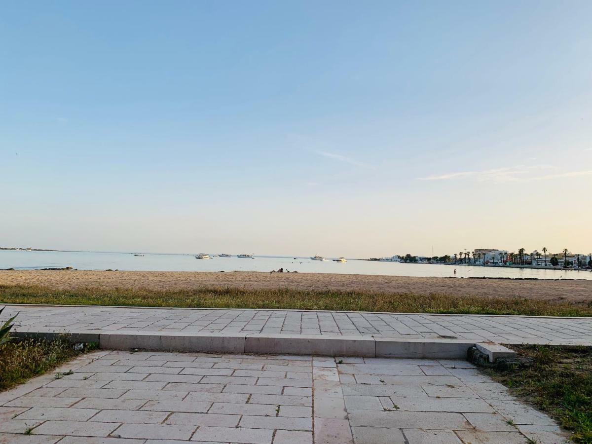 Salentoguests Villetta Sulla Spiaggia Porto Cesareo Kültér fotó